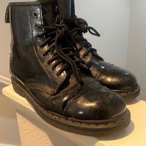 Womens Used and TORN Patent Shiny Doc Martens MONO BLACK SZ 10